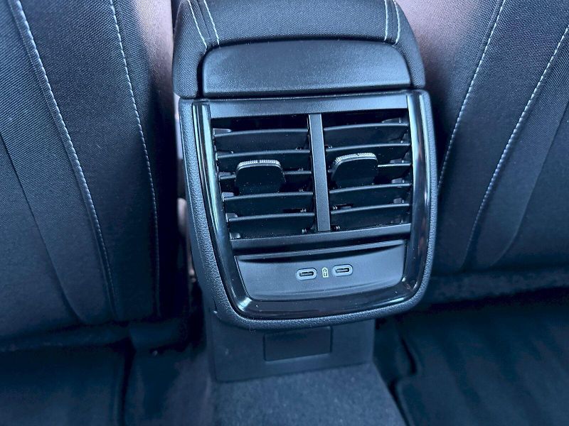 Škoda Kamiq (2025) 1.0TSI 85kW Monte Carlo - fotka 27 z 35