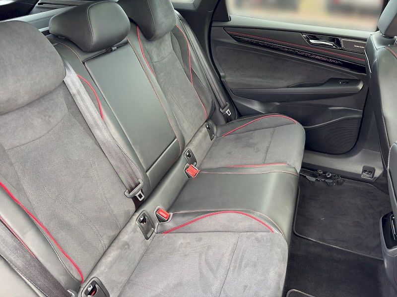 Volkswagen ID.7 Tourer (2025) GTX 250 KW, 86 KWH Tažné - fotka 24 z 32