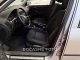 Volkswagen Golf (2003) 1.4i - náhled 2