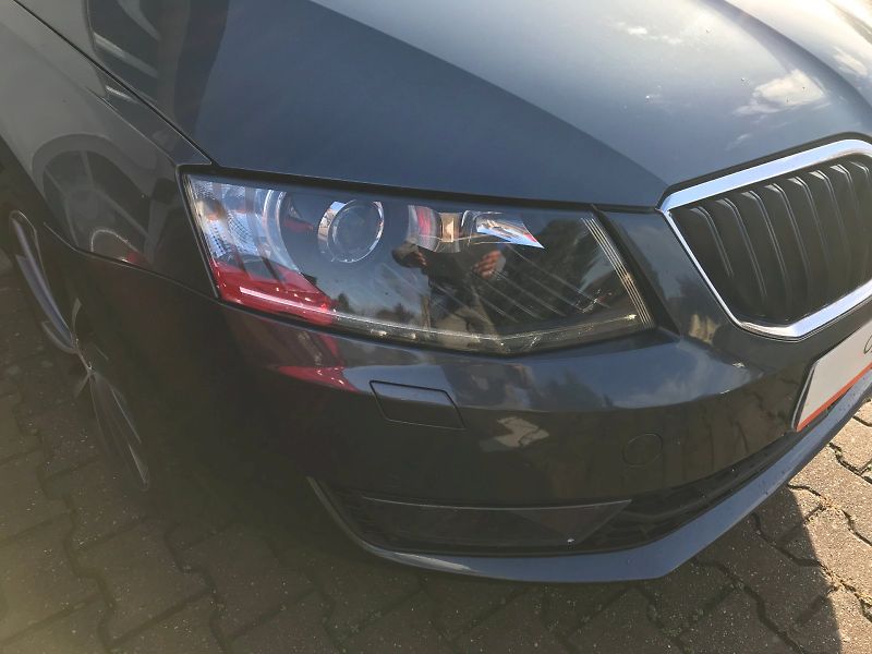 Škoda Octavia (2015) Laurin & Klement  2,0 TDI DSG - fotka 20 z 28