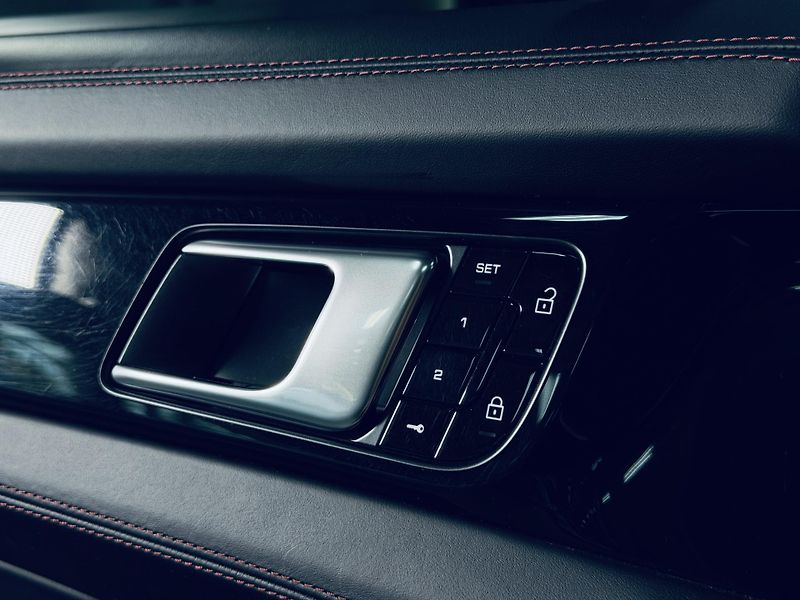 Porsche Panamera (2019) PANAMERA*TURBO*PANO*360* - fotka 13 z 37