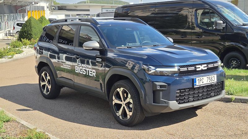 Dacia Bigster (2025) Journey hybrid 155       - fotka 2 z 10