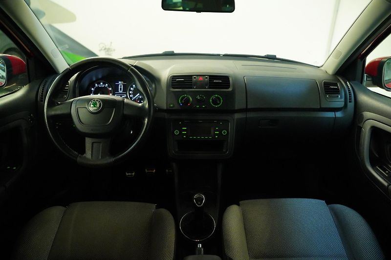 Škoda Fabia - fotka 5 z 21