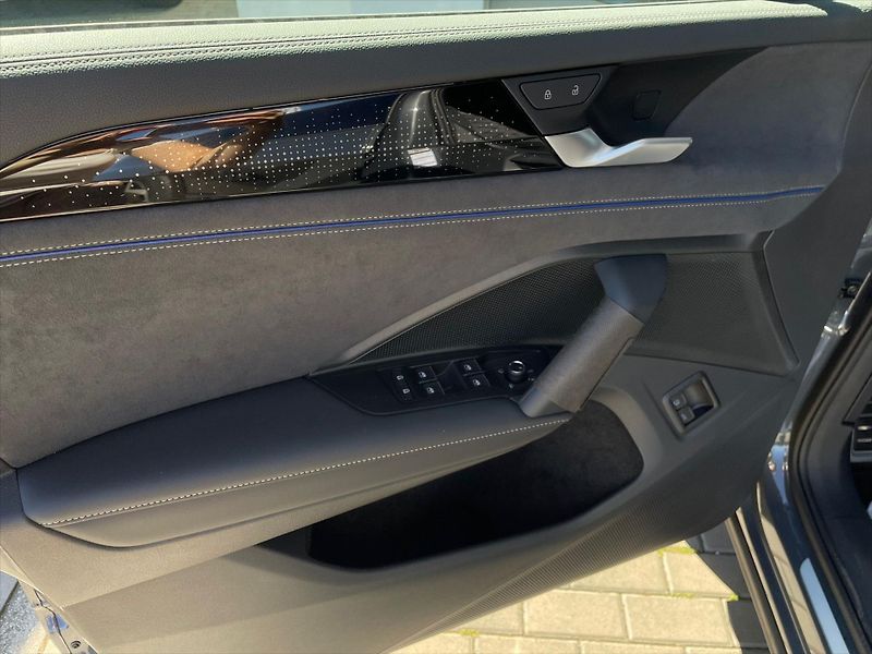 Volkswagen Tayron (2025) 1,5 TSI 150kW eHybrid  R-Line - fotka 13 z 18