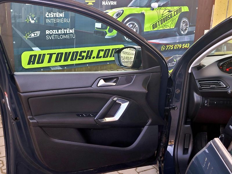 Peugeot 308 bHDi ČR, *SERV.KNÍŽKA*         - fotka 37 z 39