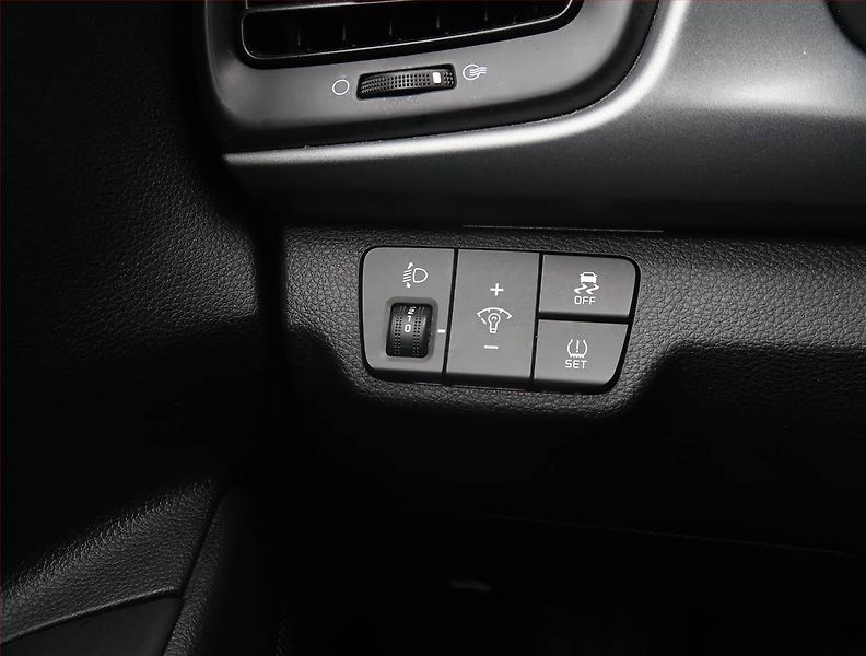 Kia Rio (2020) 1.25 CVVT, ČR,1.maj - fotka 18 z 19