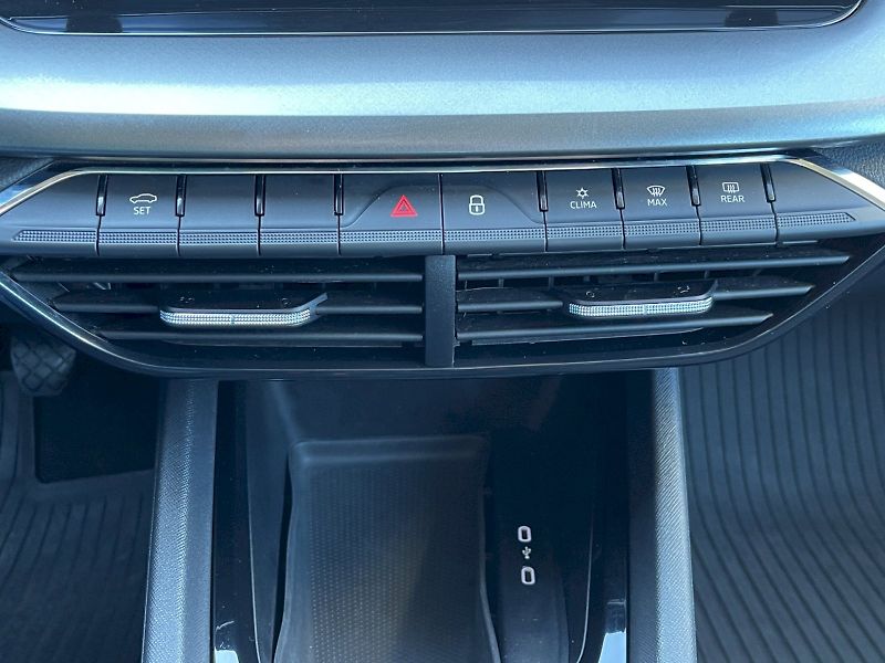 Škoda Octavia (2020) 2.0 TDI 85kW Ambition Plus com - fotka 13 z 35
