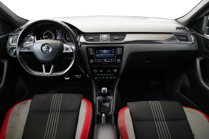 Škoda Rapid - fotka 5 z 27