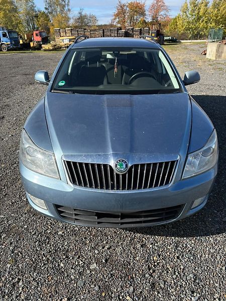 Škoda Octavia (2011) Škoda Octavia 2.0 TDI CR - fotka 10 z 21