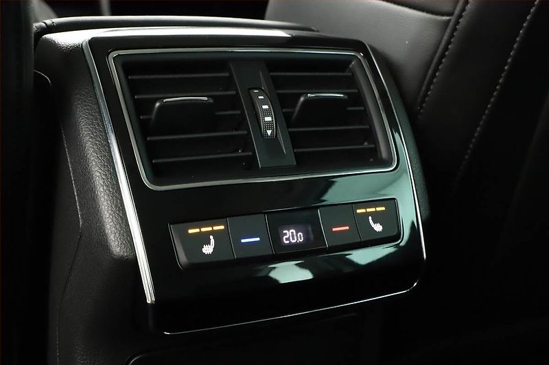 Škoda Superb (2023) Style 2.0 TDI - fotka 11 z 20