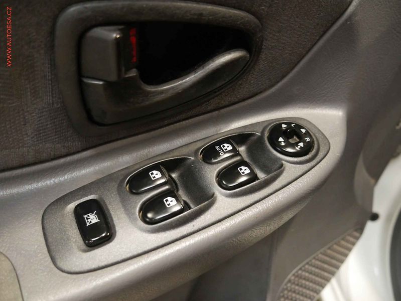 Hyundai Accent (2004) 1.5 CRDI, 2.maj,ČR, TZ - fotka 14 z 14