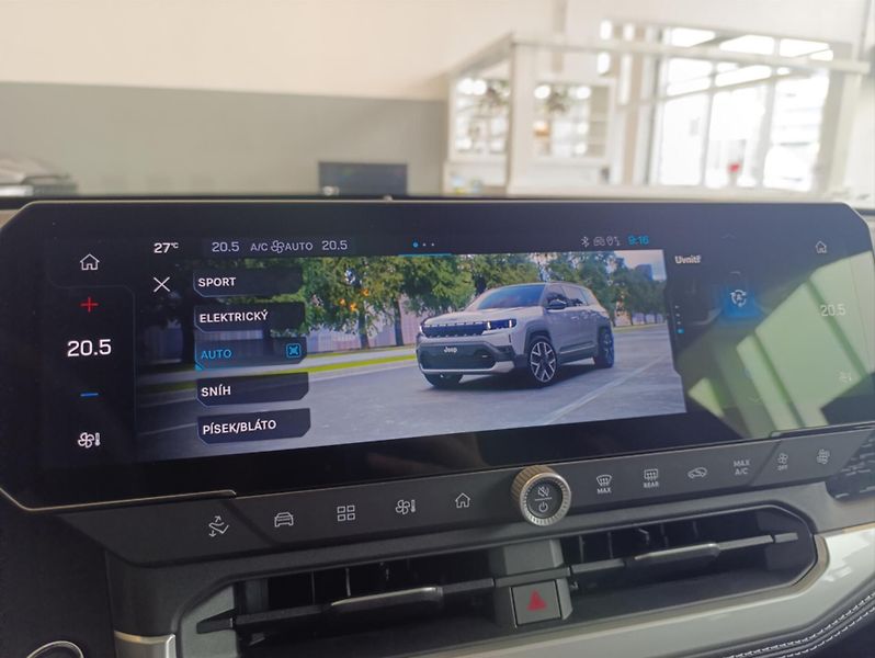 Jeep Compass (2026) 1,6 Plug-in Hybrid 225k  Summi - fotka 16 z 18