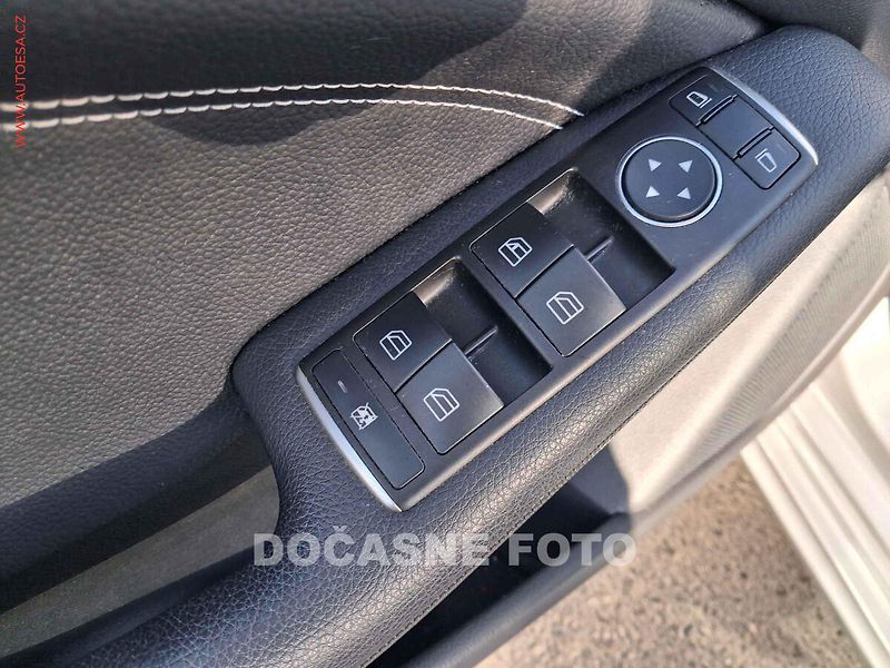 Mercedes-Benz CLA (2016) 1.6 CGi 180, ČR, AT - fotka 13 z 17