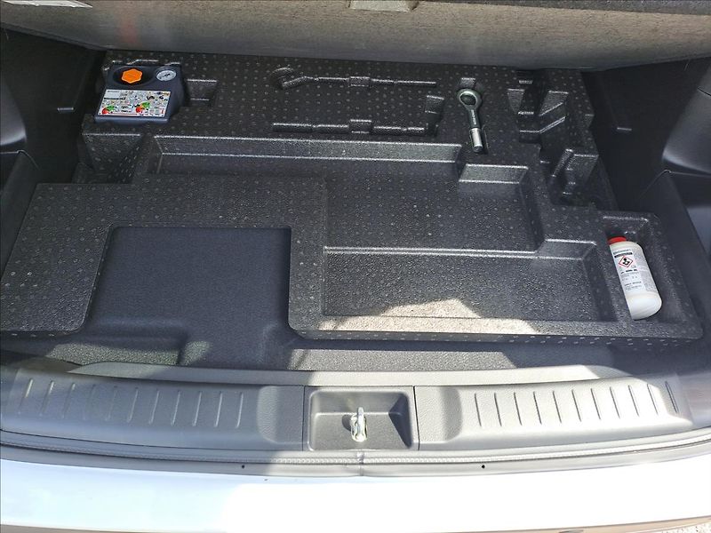 Suzuki Vitara (2025) 1,5 Elegance AllGrip 6AGS - fotka 17 z 17
