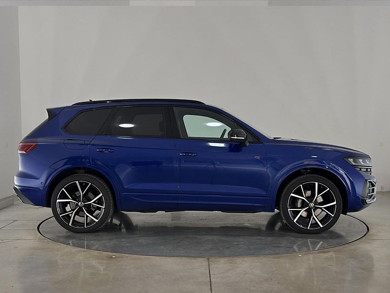 Volkswagen Touareg R-Line - fotka 16 z 31