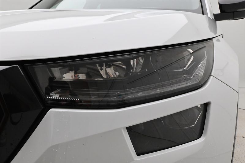 Škoda Kodiaq 1,5 TSI 110kW DSG Sportline 7/ - fotka 31 z 33