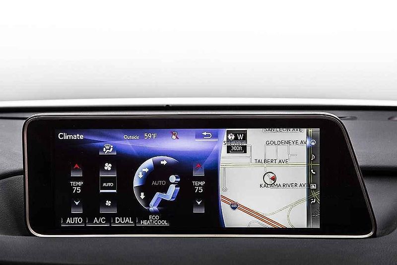 Lexus RX.