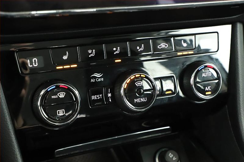 Škoda Superb (2019) Ambition 2.0 TDI, Automat - fotka 10 z 19