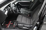 Volkswagen Passat 2,0 TDI 110 kW COMFORTLINE Zár - náhled 13