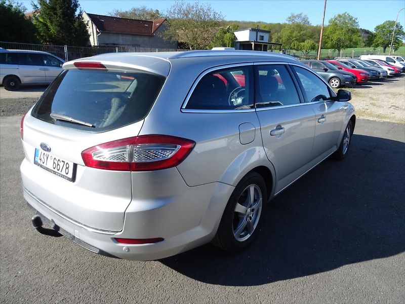 Ford Mondeo 2,0 TDI 103 kW - fotka 4 z 28