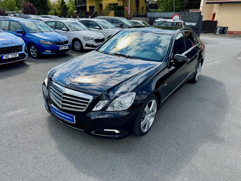 Mercedes-Benz Třídy E (2009) E250 CDI Avantgarde - CZ - DPH - fotka 2 z 24