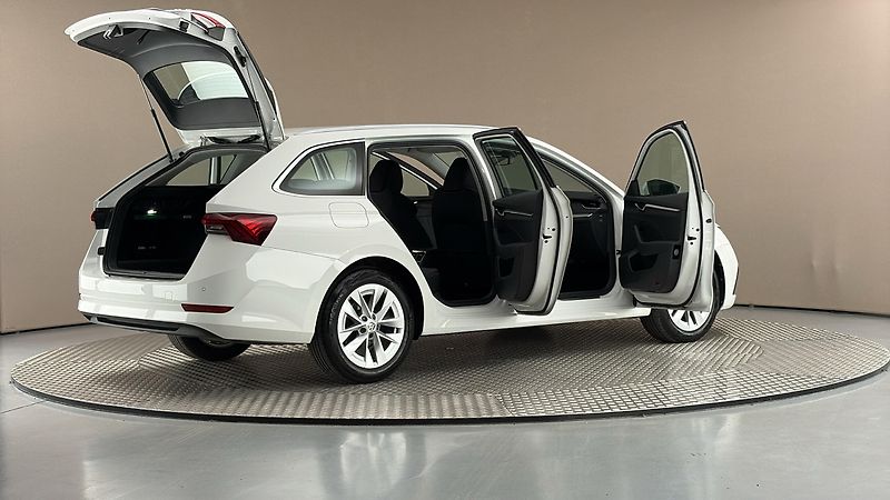 Škoda Octavia 1.5 TSI Style Combi - fotka 6 z 25