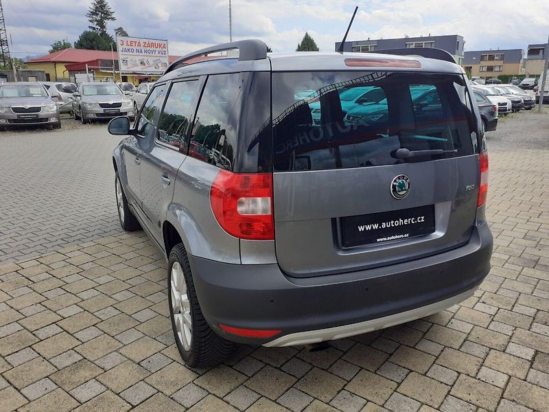 Škoda Yeti (2013) 1.2 TSi Plus Edition - fotka 5 z 40