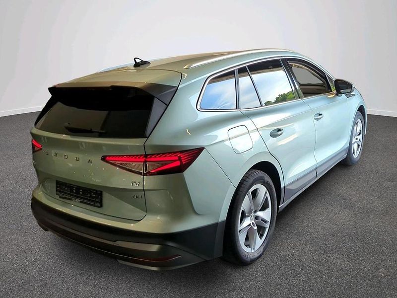Škoda Enyaq 150kw, iV80 19ALU SOH 90% - fotka 4 z 9