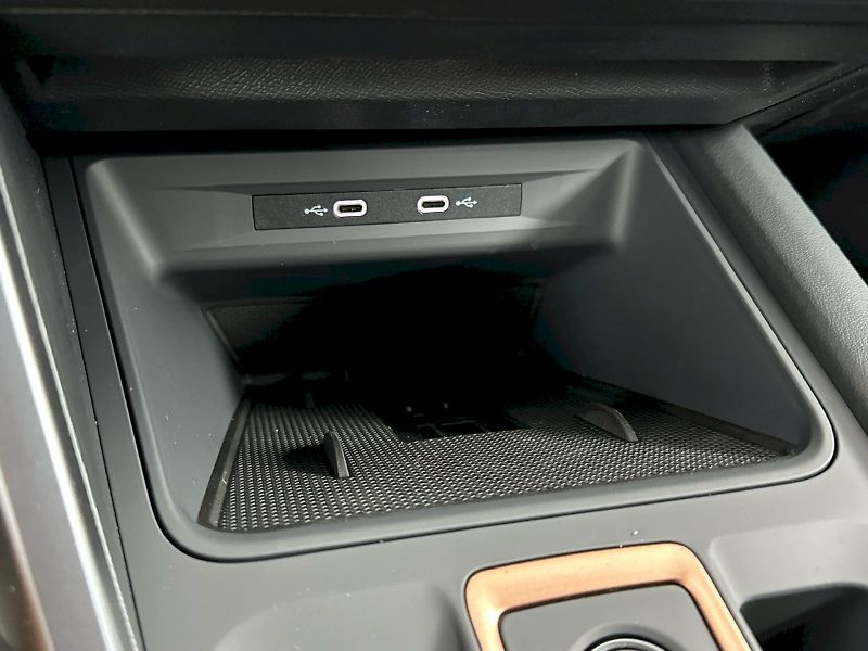 Cupra Formentor (2026) VZ 2.0 TSI 245kW 4x4 DSG - fotka 23 z 35