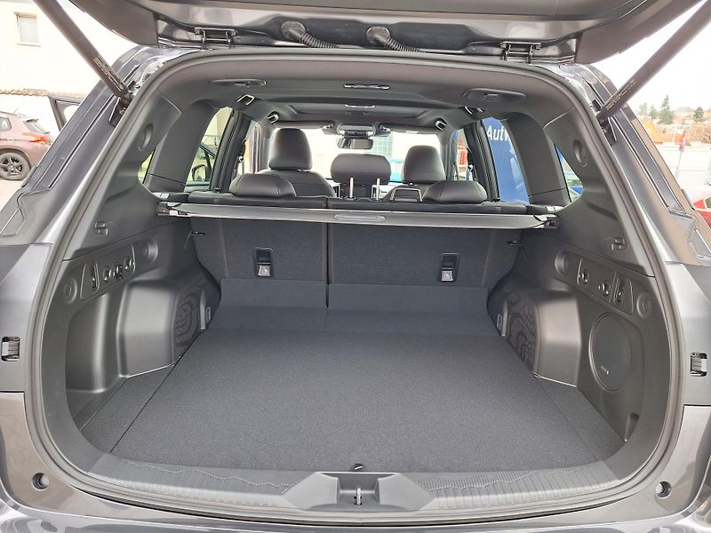 Subaru Forester (2026) Field MR26 -82.000 Kč - fotka 17 z 25