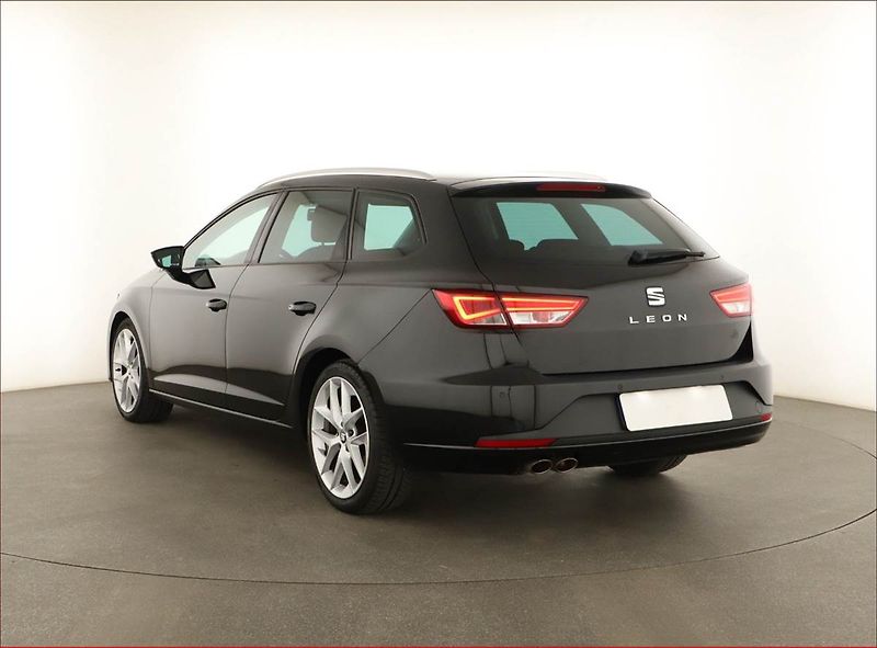 Seat Leon (2015) 1.4 TSI, Automat, Serv.kniha - fotka 4 z 17