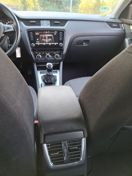 Škoda Octavia 1.4TSI 110 kw servisní histori - fotka 20 z 42