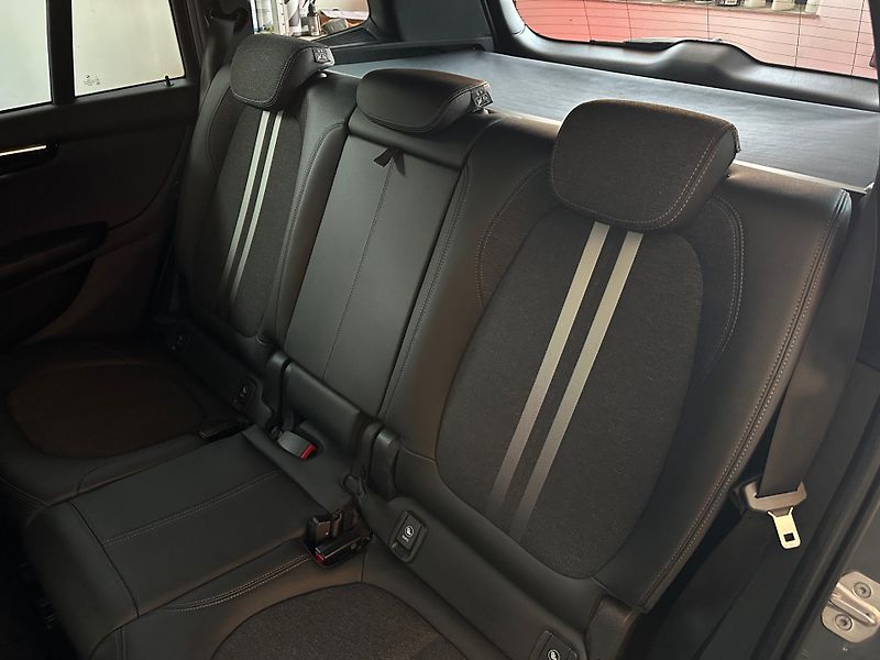 BMW Řada 2 (2021) 216d - M Sport - CZ -1.Majitel - fotka 19 z 21