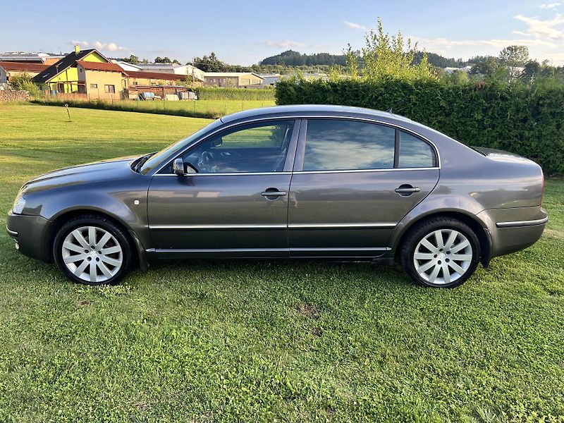 Škoda Superb 1.9TDI 96KW,KůŽE,XENONY,TZ - fotka 4 z 42