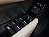 Land Rover Range Rover Velar (2021) D200 - náhled 22