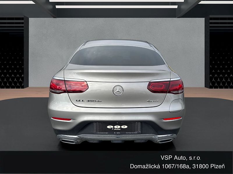Mercedes-Benz GLC 300de 4MATIC Coupe - fotka 4 z 21