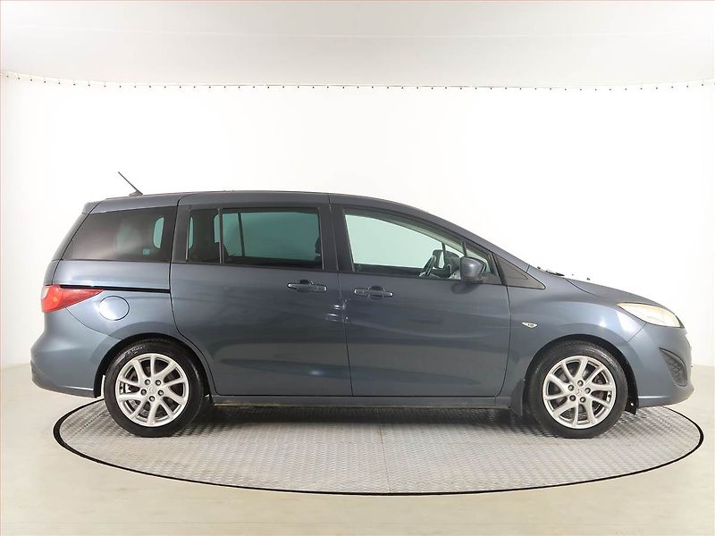Mazda 5 (2012) 1.8, Tempomat, Park. senzory - fotka 6 z 21