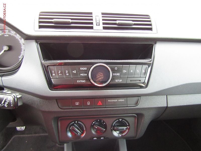 Škoda Fabia (2019) 1.0MPi, ČR, Active - fotka 13 z 16