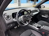 Mercedes-Benz GLB 200D AMG LINE automat závěs  - náhled 12