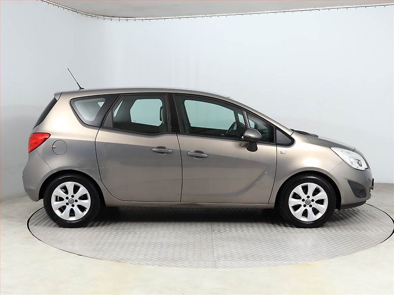 Opel Meriva (2010) 1.4 i, Serv.kniha, Tempomat - fotka 6 z 14