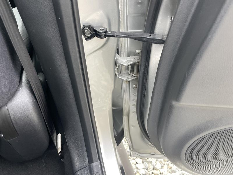 Nissan Juke 1.6i 115PS AUTOMAT 98000KM TOP - fotka 131 z 180