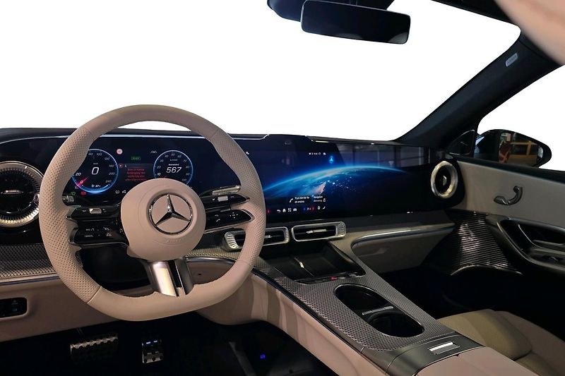 Mercedes-Benz GLC 400 4M AMG Premium Pano Taž - fotka 9 z 14
