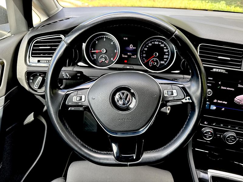 Volkswagen Golf Variant (2019) Highline - fotka 11 z 28