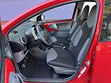 Citroën C1 1,0 VVTi 57 tkm /pneu/ servo - náhled 11