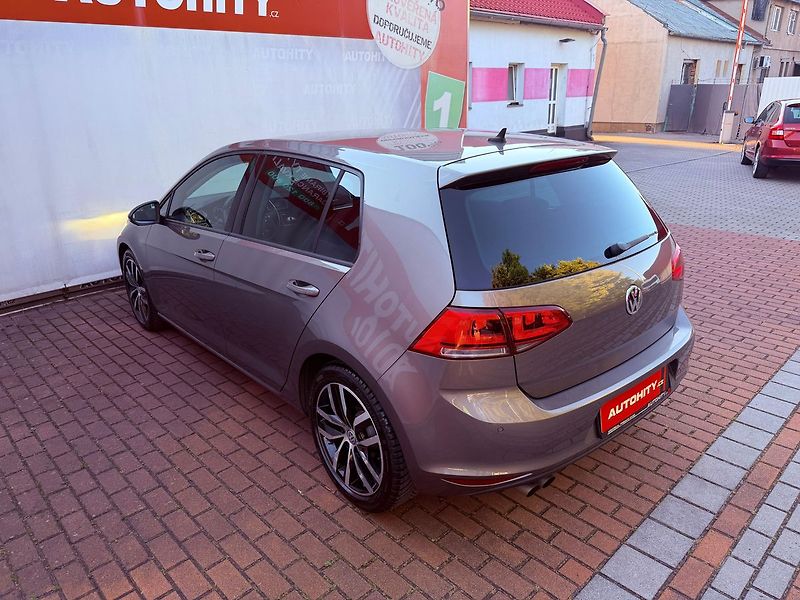 Volkswagen Golf 1.4 TSi Highline, Serviska, 1. - fotka 8 z 27