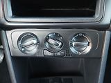 Volkswagen Polo (2009) 1.2i, ČR, AC, tempo - náhled 12