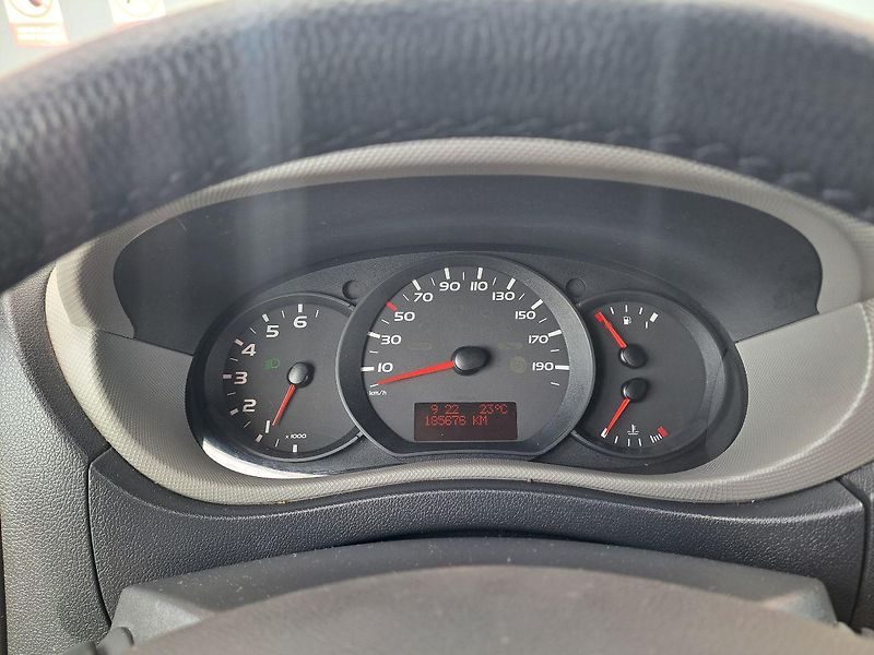 Renault Master (2013) 2.3 DCI - fotka 25 z 26