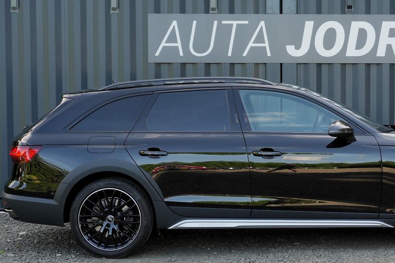 Audi A4 Allroad 50 TDI,Webasto, HUD, Kůže, B&O - fotka 9 z 46