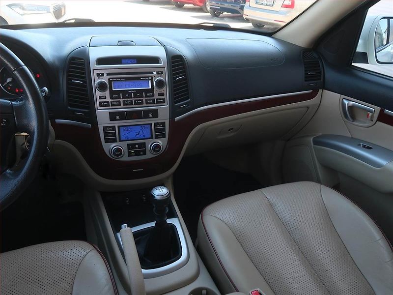 Hyundai Santa Fe (2009) 2.2 CRDi, 4X4, Serv.kniha - fotka 8 z 14