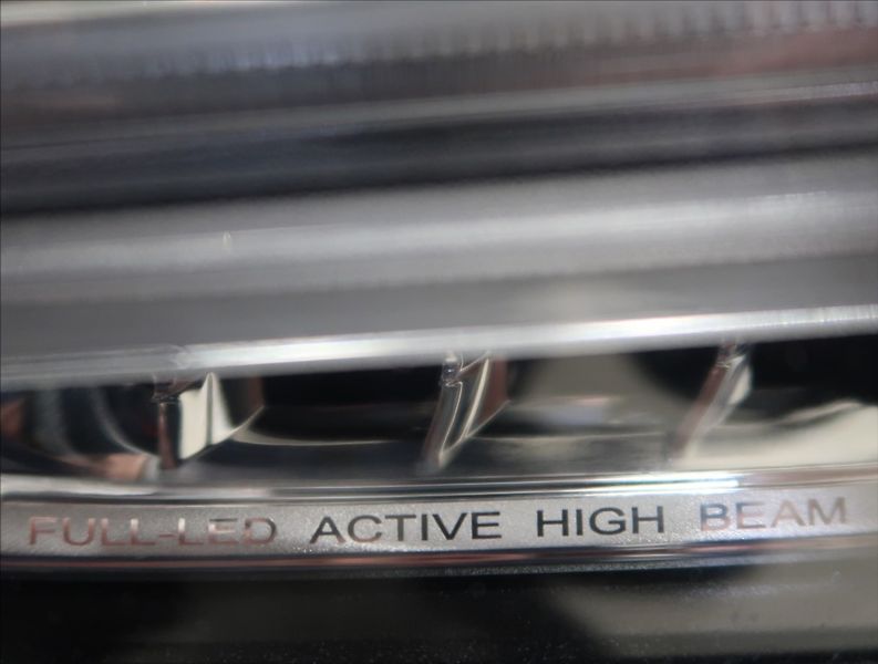 Volvo S90 2,0 D5 AWD INSCRIPTION - fotka 53 z 54